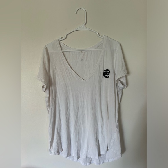 Lululemon Limited Edition Palm Desert Tshirt - Picture 1 of 8